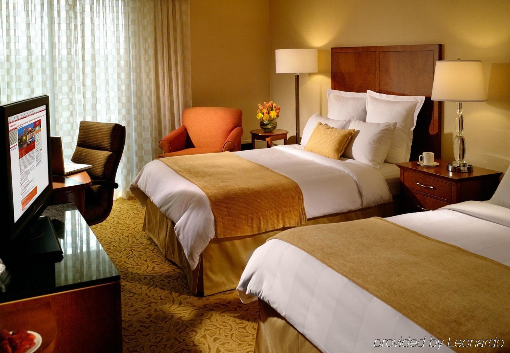 Marriott At The University Of Dayton Exterior foto
